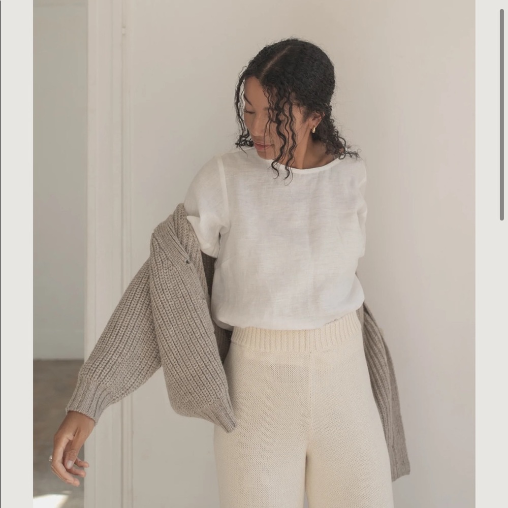 The Avery Tee in White Linen Gillian Stevens